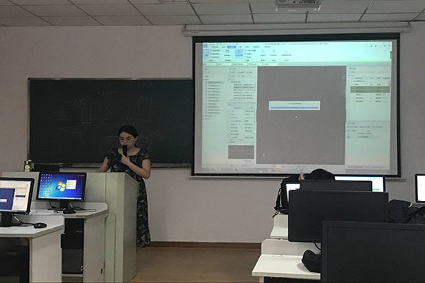 图为培训现场。记者:吴军蓉 摄(3).jpg